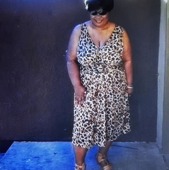 Meet your Posher, Ursula - Picture 1 of 1